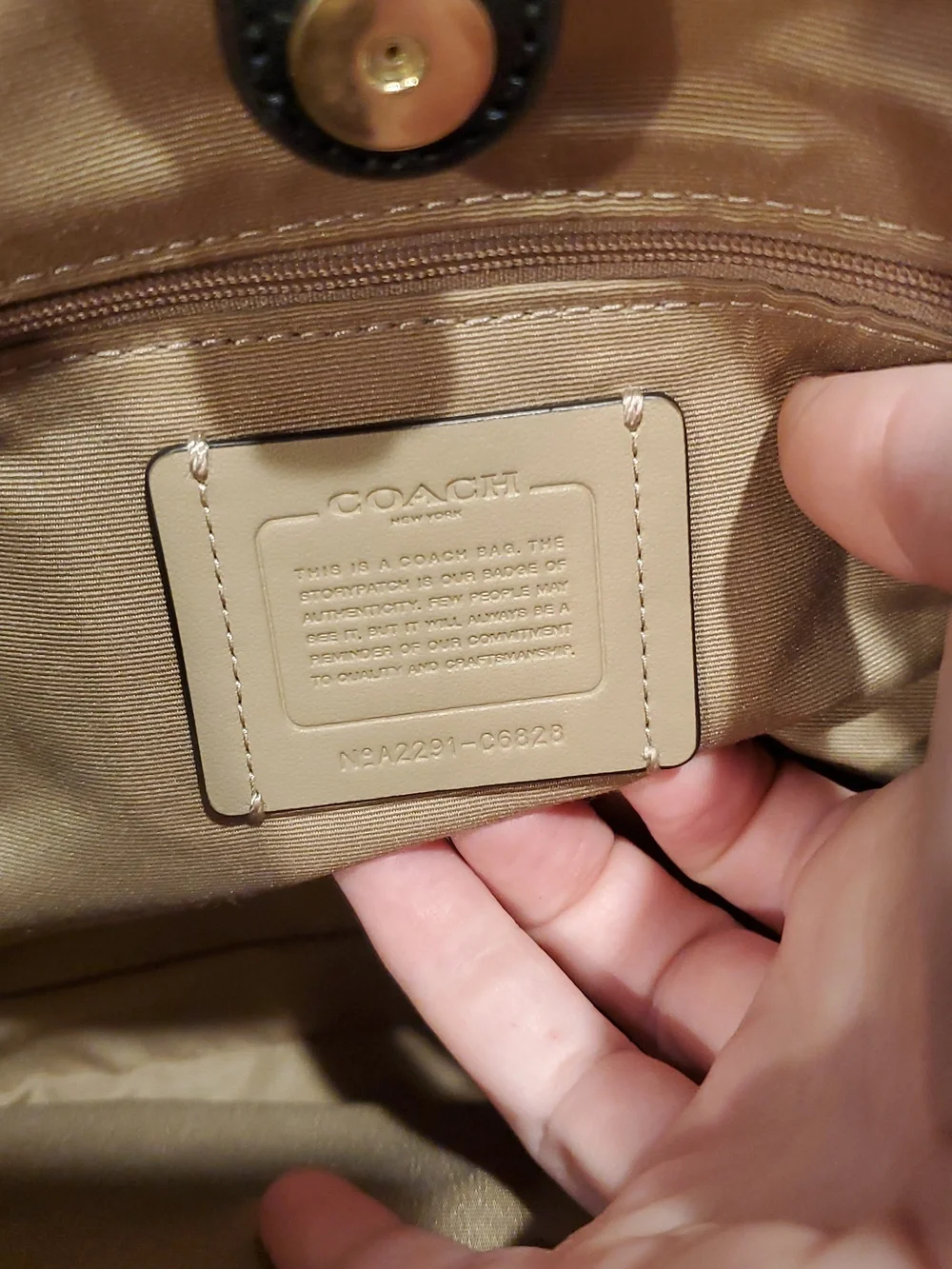 NWOT Coach Colorblock Kristy Shoulder Bag - Picture 11 of 13